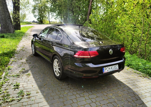 Volkswagen Passat cena 55900 przebieg: 196666, rok produkcji 2018 z Szamocin małe 67